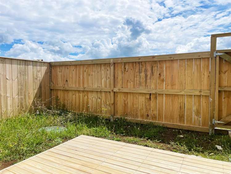 6 Ihi Place Karaka_12