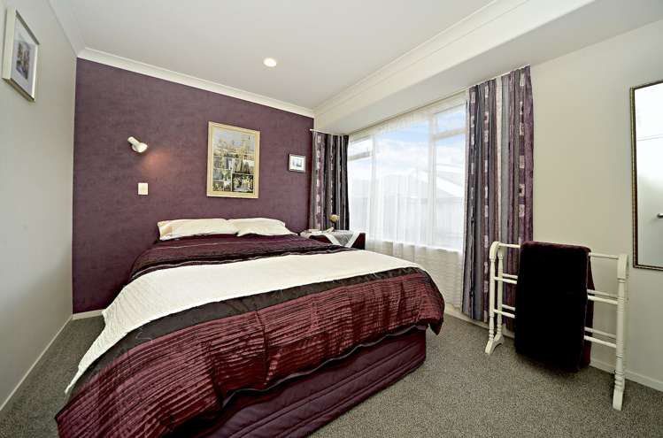 32 Maybole Drive Flat Bush_14