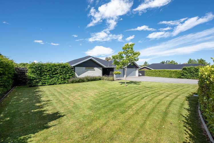 5 Avignon Place Fairhall_56