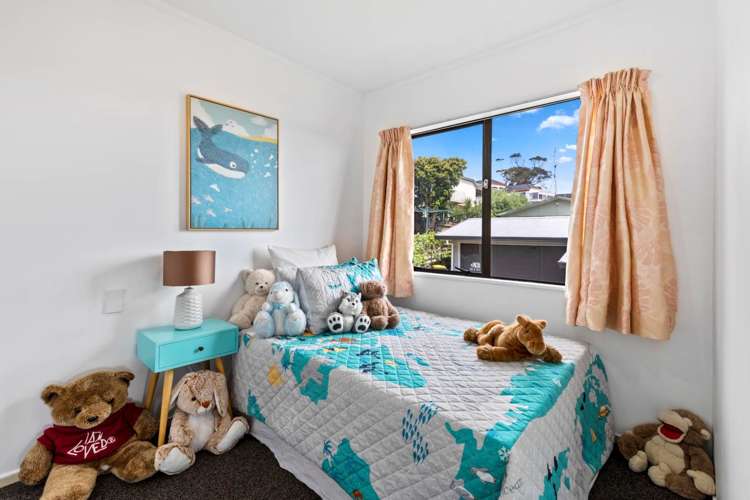 2/148 Sunset Road Unsworth Heights_12