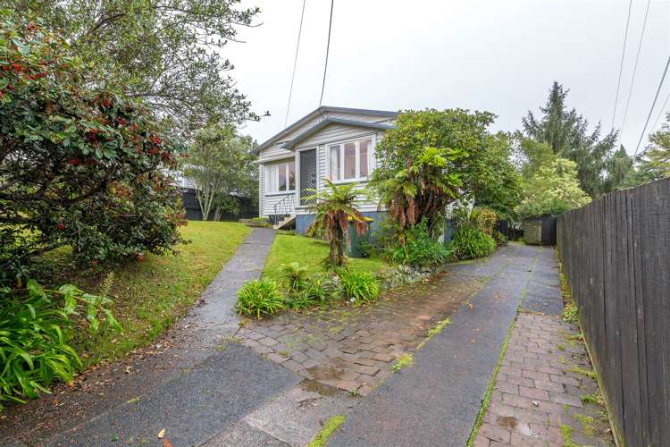 46 Clayburn Road Glen Eden_27