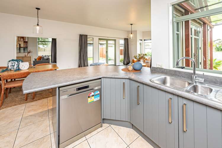 31 Norfolk Drive Otamatea_10