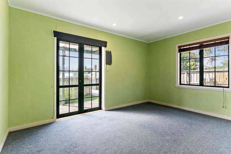 11 Buchanan Road Kingseat_12