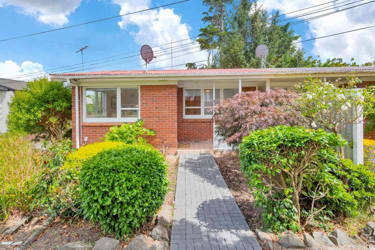 2/8 Westward Ho Glen Eden_7