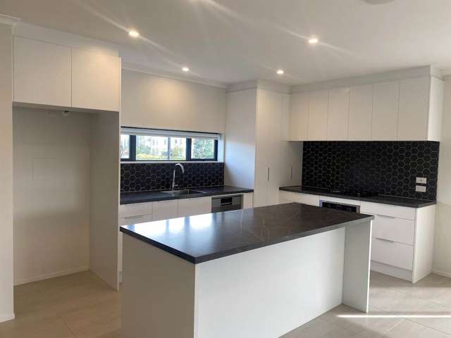 2 Orona Place Conifer Grove_1