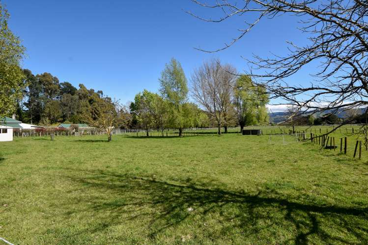 60 Lincoln Road Carterton_14