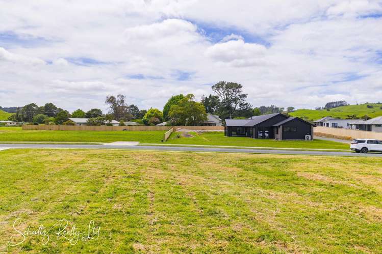 16 and 18 Arahanga Road_4