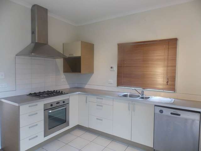 21 Mulvaney Crescent Henderson_2