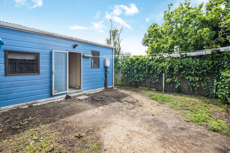 17 Chilka Street Berhampore_10