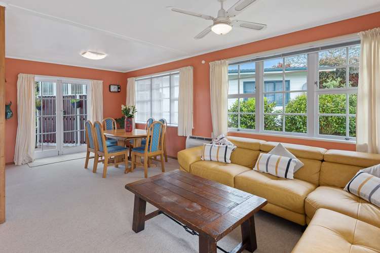 31 Clotworthy Crescent Onerahi_2