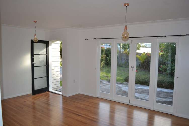 1/137 Birkdale Road Birkdale_3