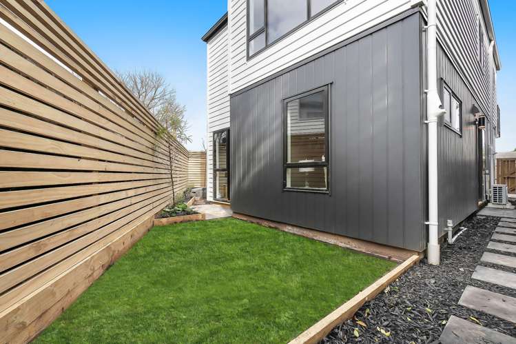 4/10 Starling  Place Ranui_15