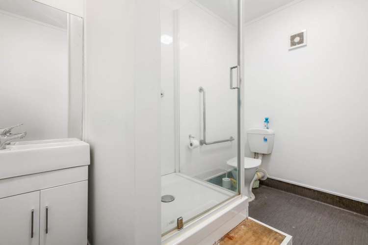 30/203 Kirkbride Road Mangere_6