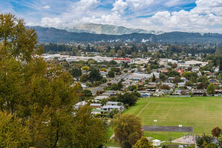 31 Russell Crescent Western Heights_25