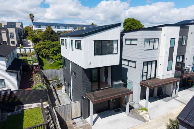 Modern Standalone Home in a Convenient Location