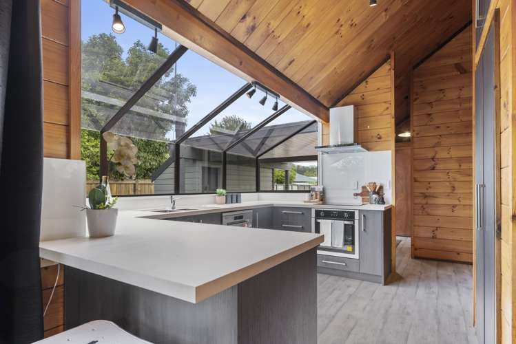 2 Iles Road Lynmore_5