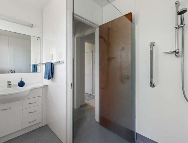  93 Russell Road Huntly_11