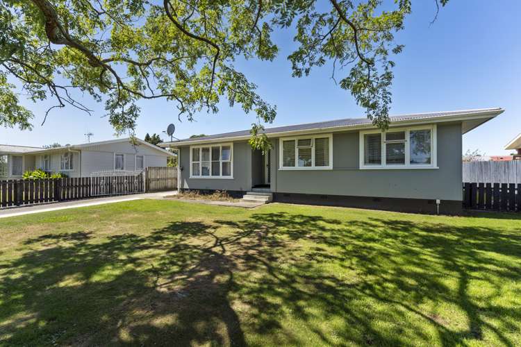 42 Robinson Crescent_0