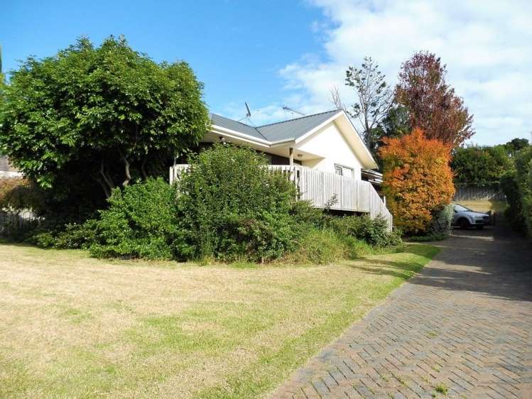 13 Lowburn Place Clover Park_6