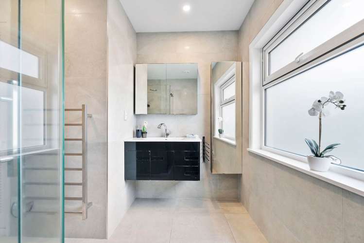 12 Glencoe Road Browns Bay_19