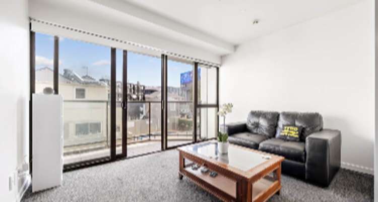 206/135 Vincent Street_0