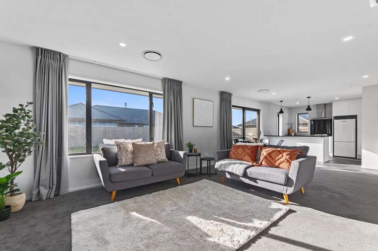 27 Lunn Crescent_1