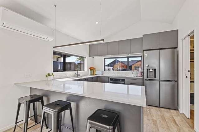 24 Nathaniel Archer Street Woodend_1