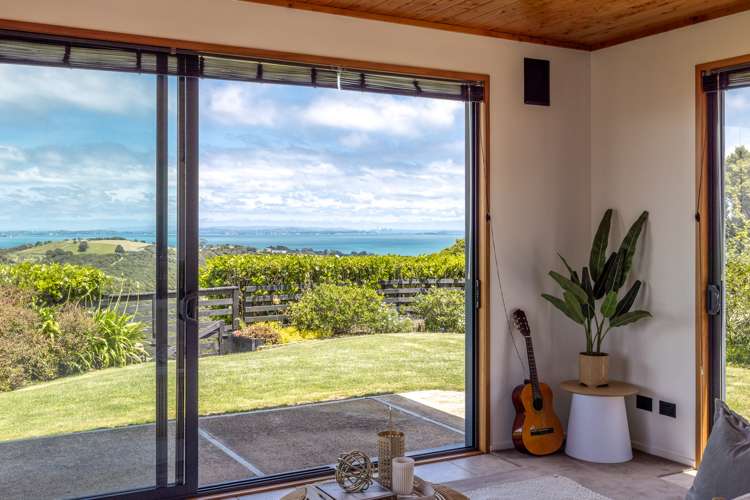 20 Waimangu Road Waiheke Island_13