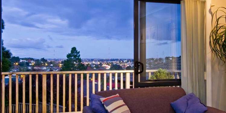 53 Helleur Road Massey_8