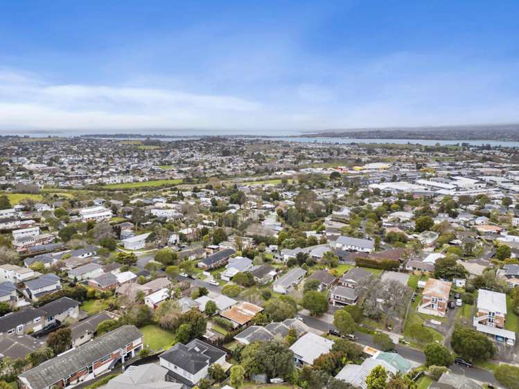 31 Simkin Avenue St Johns_12