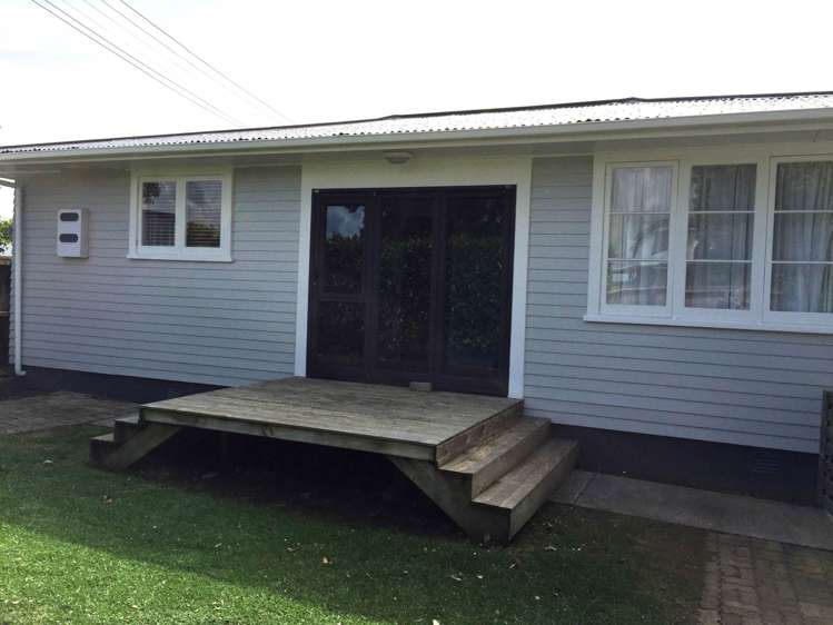 41 Neil Avenue Te Atatu Peninsula_15