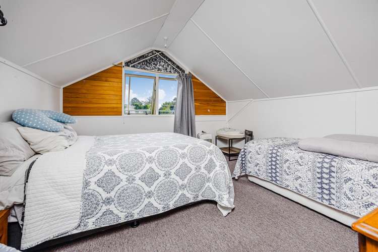 32 Evans Road Weymouth_13