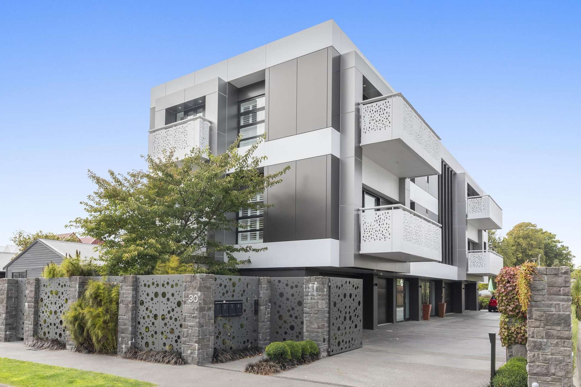 2/30 Peterborough Street Christchurch Central_0