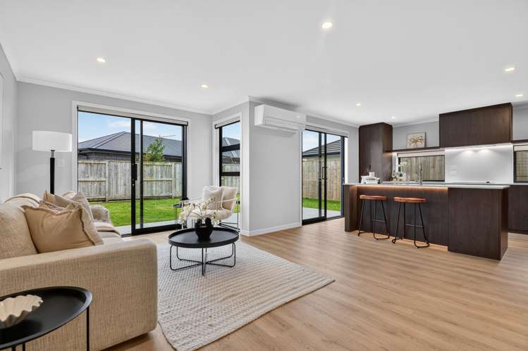 2/15 Kimbolton Street Rototuna_12