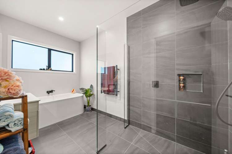 27 Chamberlain Road Upper Plain_16