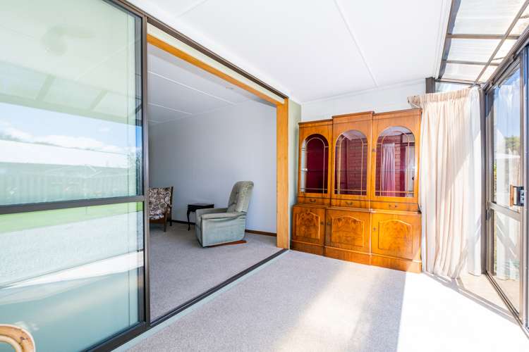 2/4 School Road Halswell_11