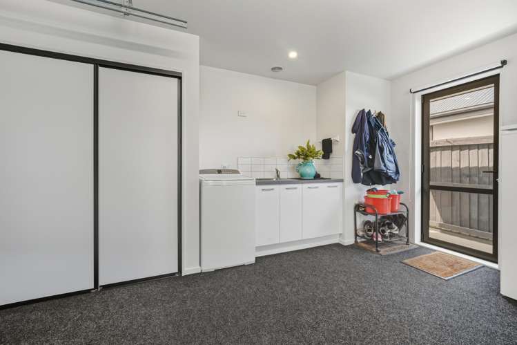 30 Shrimpton Avenue Woodend_11