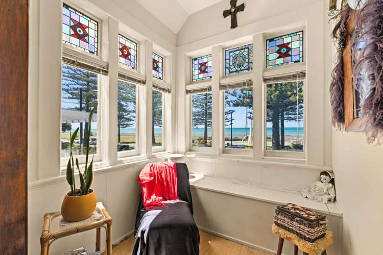 567 Marine Parade Napier South_22