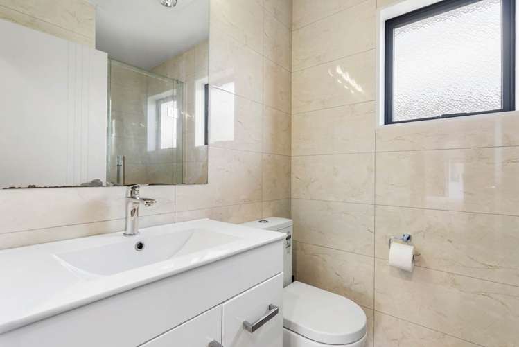 5 Matata Drive Takanini_14