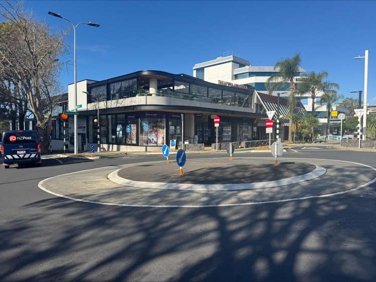 111 Hurtsmere Road Takapuna_2