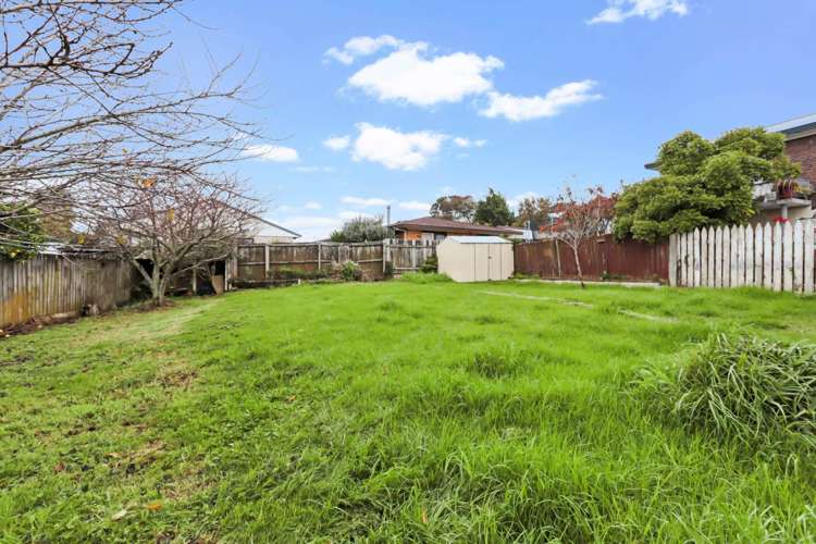 39 Moire Road Massey_14