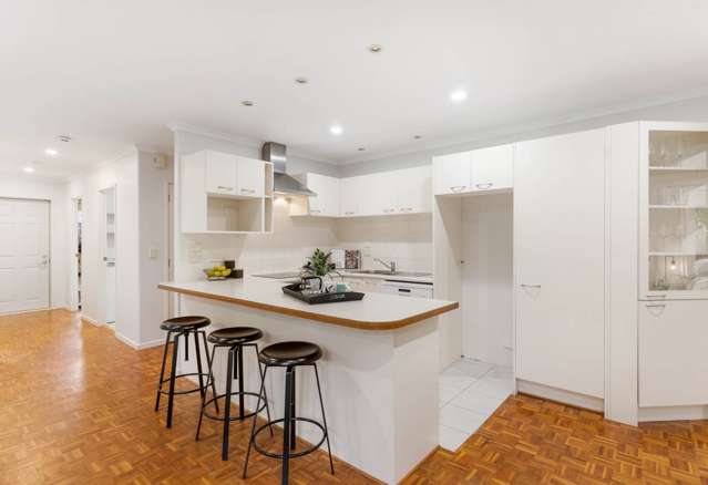 21 Frenz Drive Titirangi_3