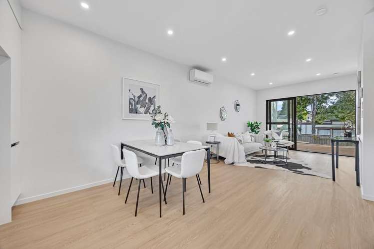 Lot 2/252 Pakuranga Road Pakuranga Heights_9