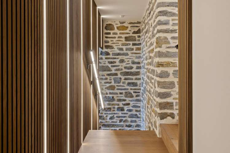 9 Earnslaw Terrace Queenstown_13