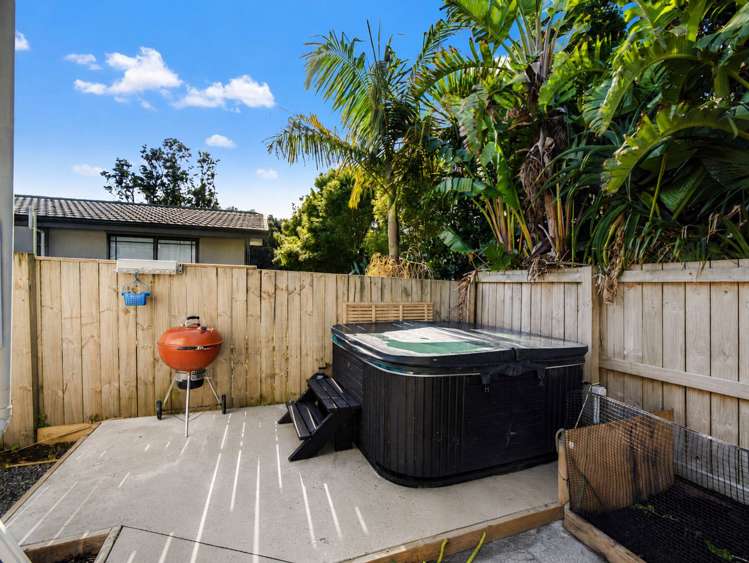 2/33F Springs Road Parakai Helensville_7