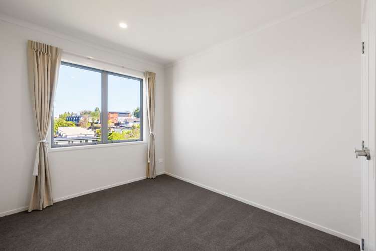 4/6 Ruakiwi Road Hamilton Lake_8