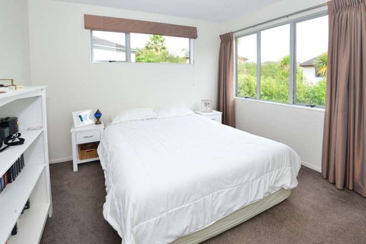 9 Lupetti Rise West Harbour_14