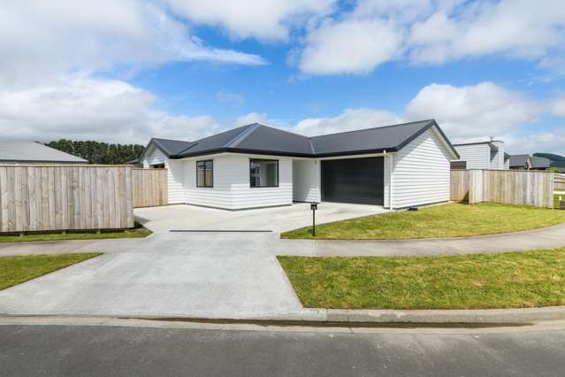 Near new in Fitzherbert