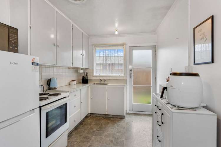 2/596 Cashel Street Linwood_5