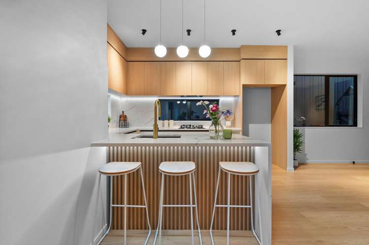 Lot 2&3/1 Imatra Place Sunnyhills_2